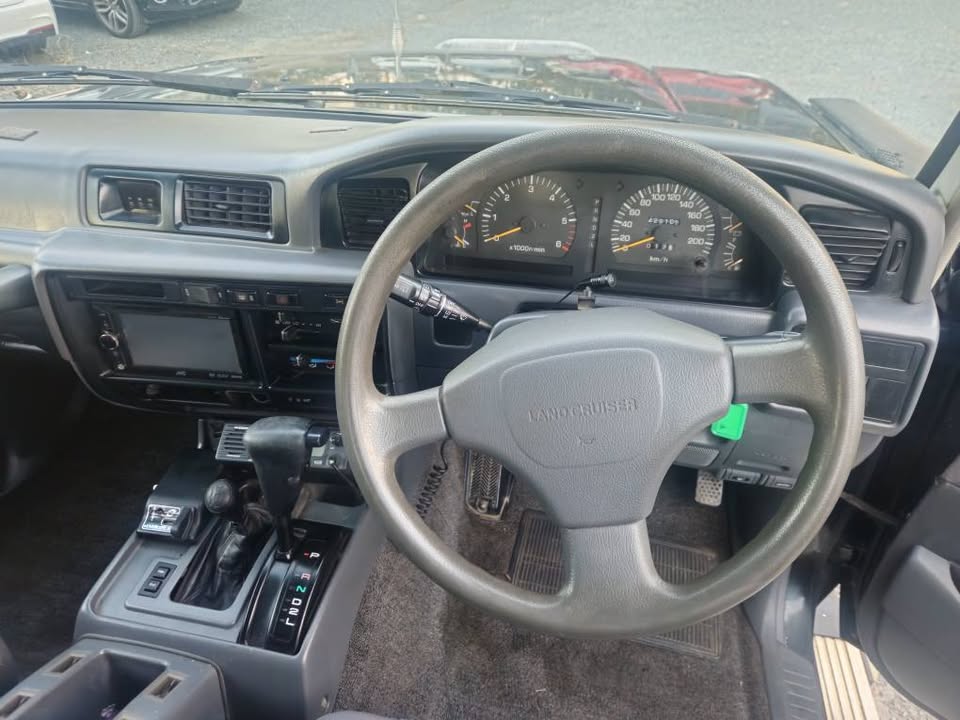 1997 Toyota landcruiser 80 gxl auto petrol 10.jpg